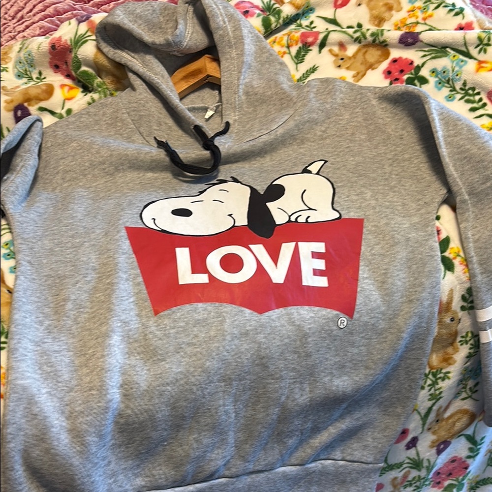 Cozy Gray and Red Sweaters with Graphic and Knitted Designs